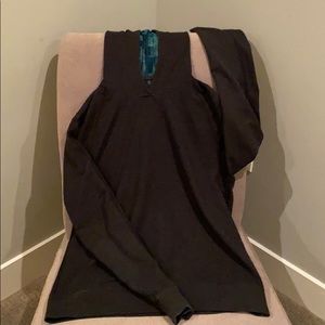 Reversible Lululemon pullover -large